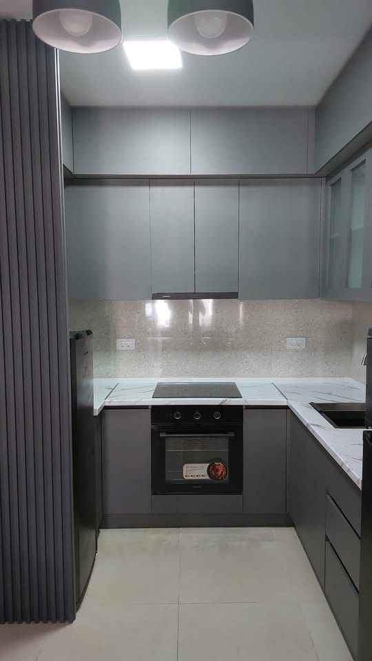 Kitchen cabinets